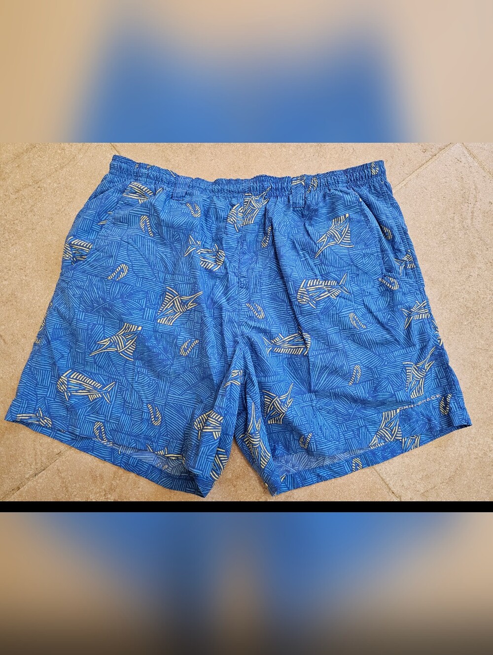Columbia PFG Swim Trunks Men's Large Blue Fish Print Omni-Shade Mesh Lined